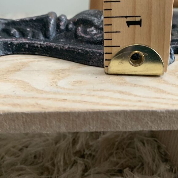 Distressed Style Cast Metal Decorative Wall Hook - Picture 15 of 17